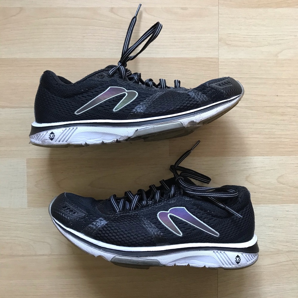 Newton Running Gravity 7 Athletic Running Shoes Glow Women’s Size 6